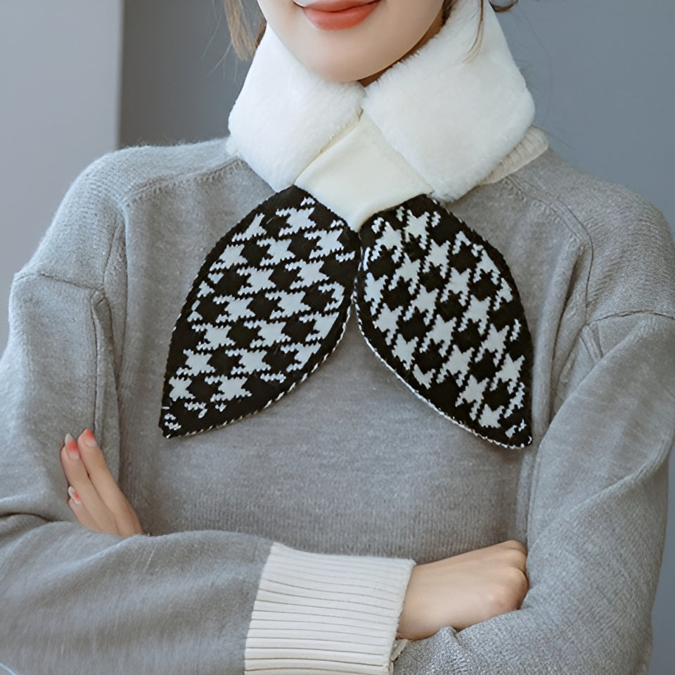 Thick plush scarf: warmth and style guaranteed